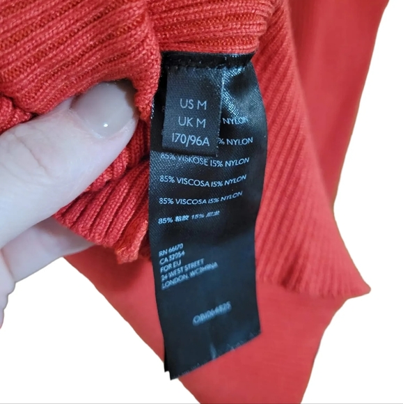 Anthropologie Cecilia Puff Sleeved Turtle Neck Sweater Size M - Picture 6 of 9